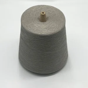 Quick Dry Polyester Knitting Yarn for Socks Anti-Pilling (4) Skin-friendly soft polyester knitting yarn cone in light gray