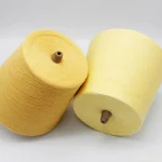Hai ống sợi pha ramie cotton 32s màu vàng nhạt dùng cho tất xuân hè