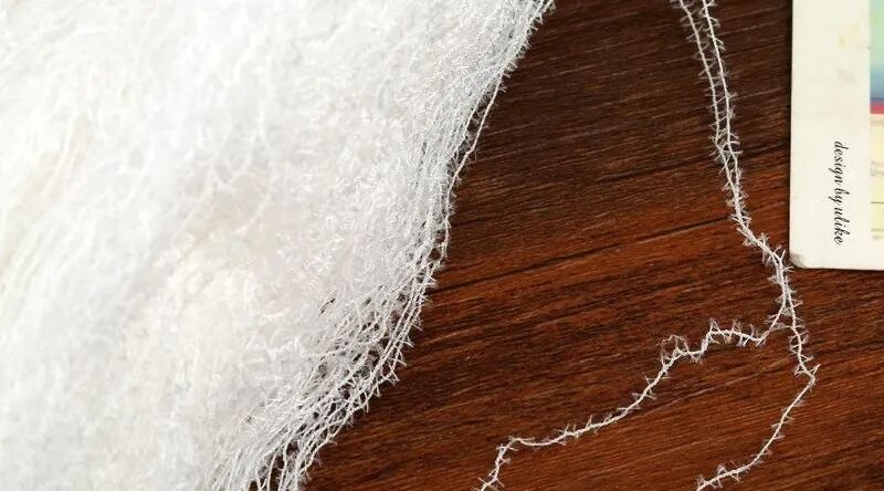 centipede yarns white